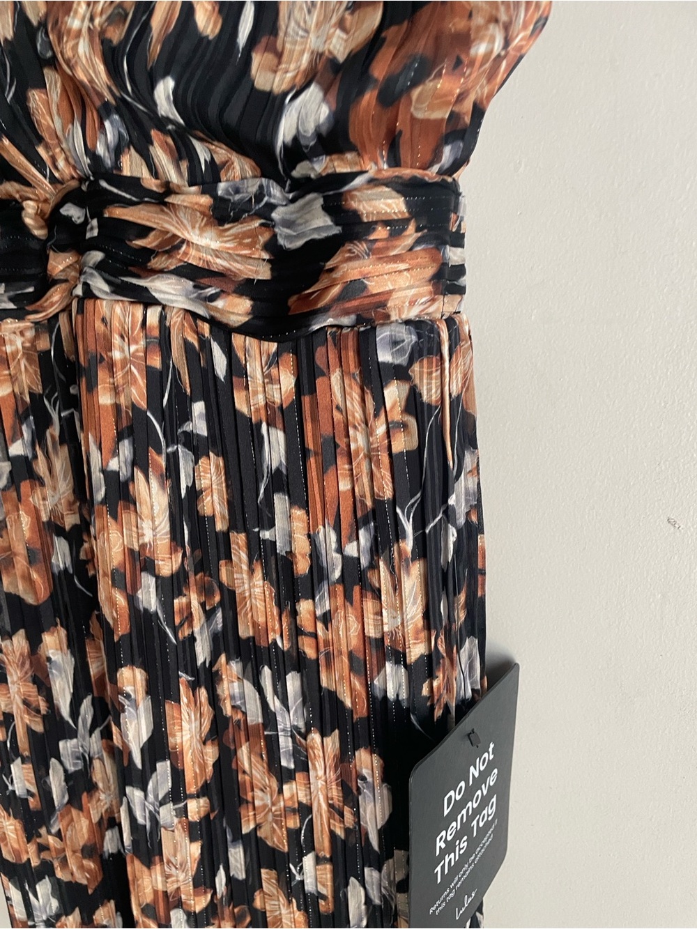 Lulus Gardena Black Floral Pleated Cross-Front Halter Midi Dress - Picture 6 of 16